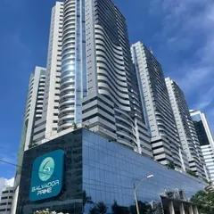 Condomínio Salvador Prime, na Avenida Tancredo Neves, onde fica a matriz da Just Travel